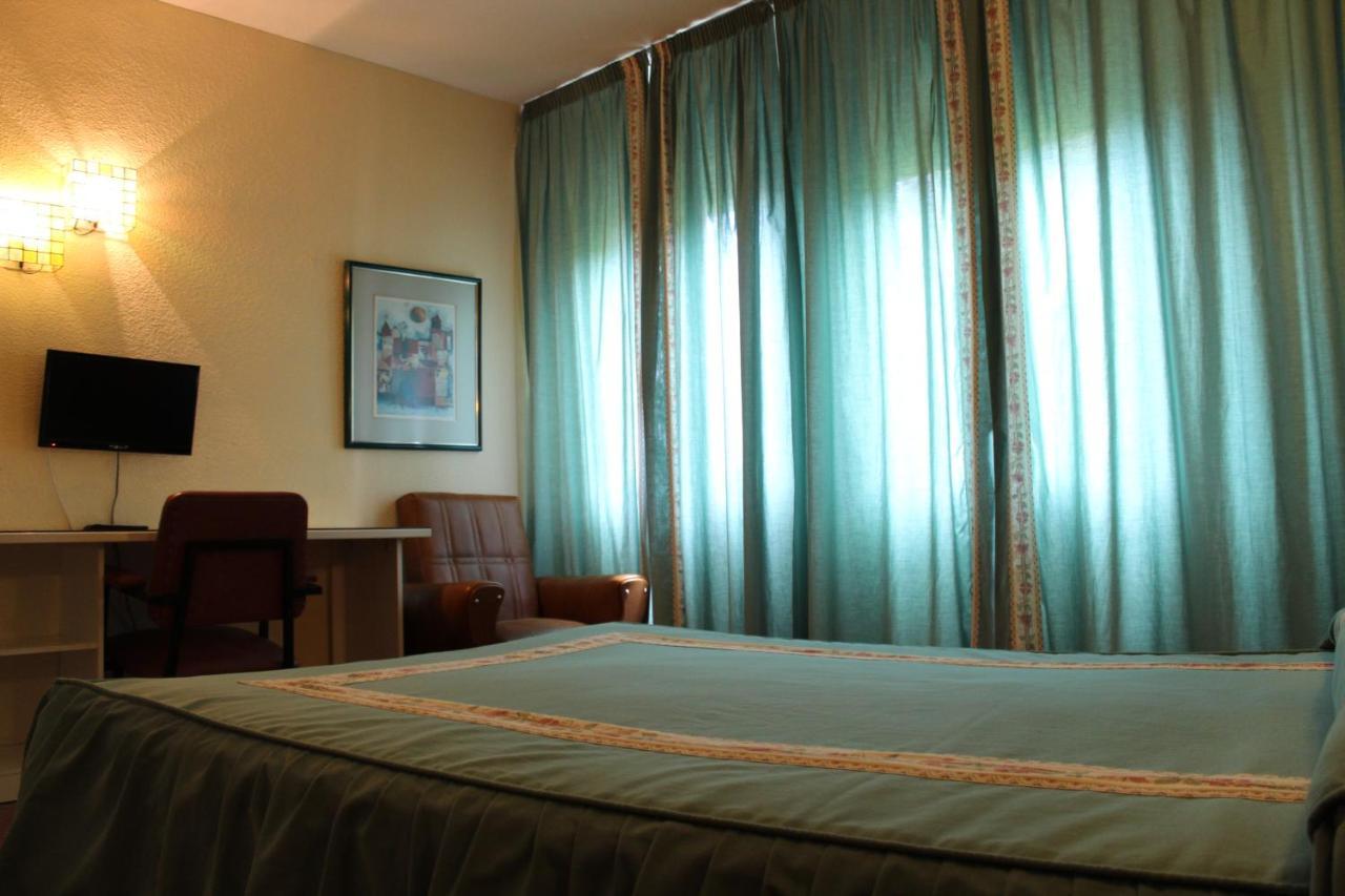 Hotel Paraiso 兰哈龙 外观 照片