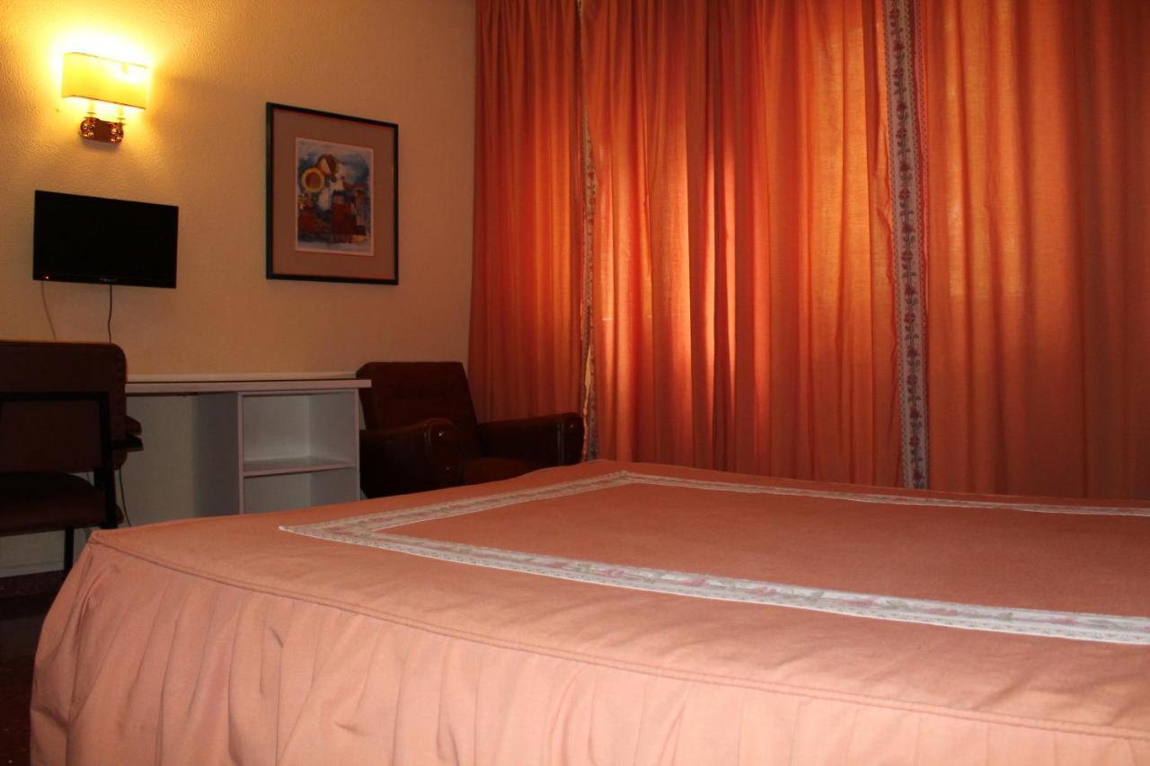 Hotel Paraiso 兰哈龙 外观 照片